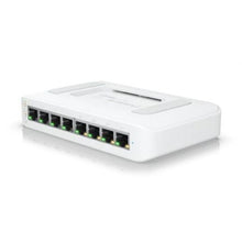 -3-Switch Ubiquiti USW-LITE-8-POE/ 8 Puertos/ RJ45 10/100/1000 PoE-3